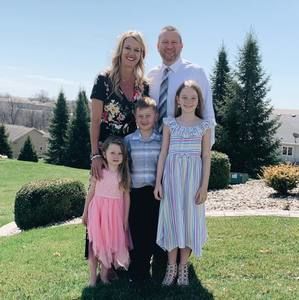 Meet your Posher, Lynn